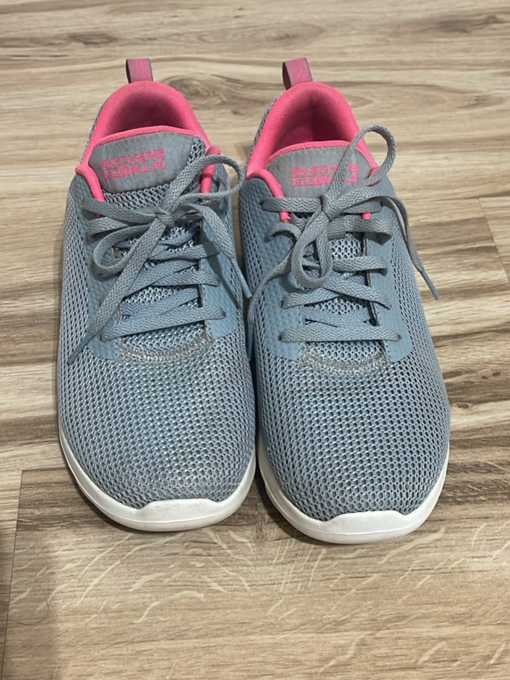 Skechers Women’s size 7.5